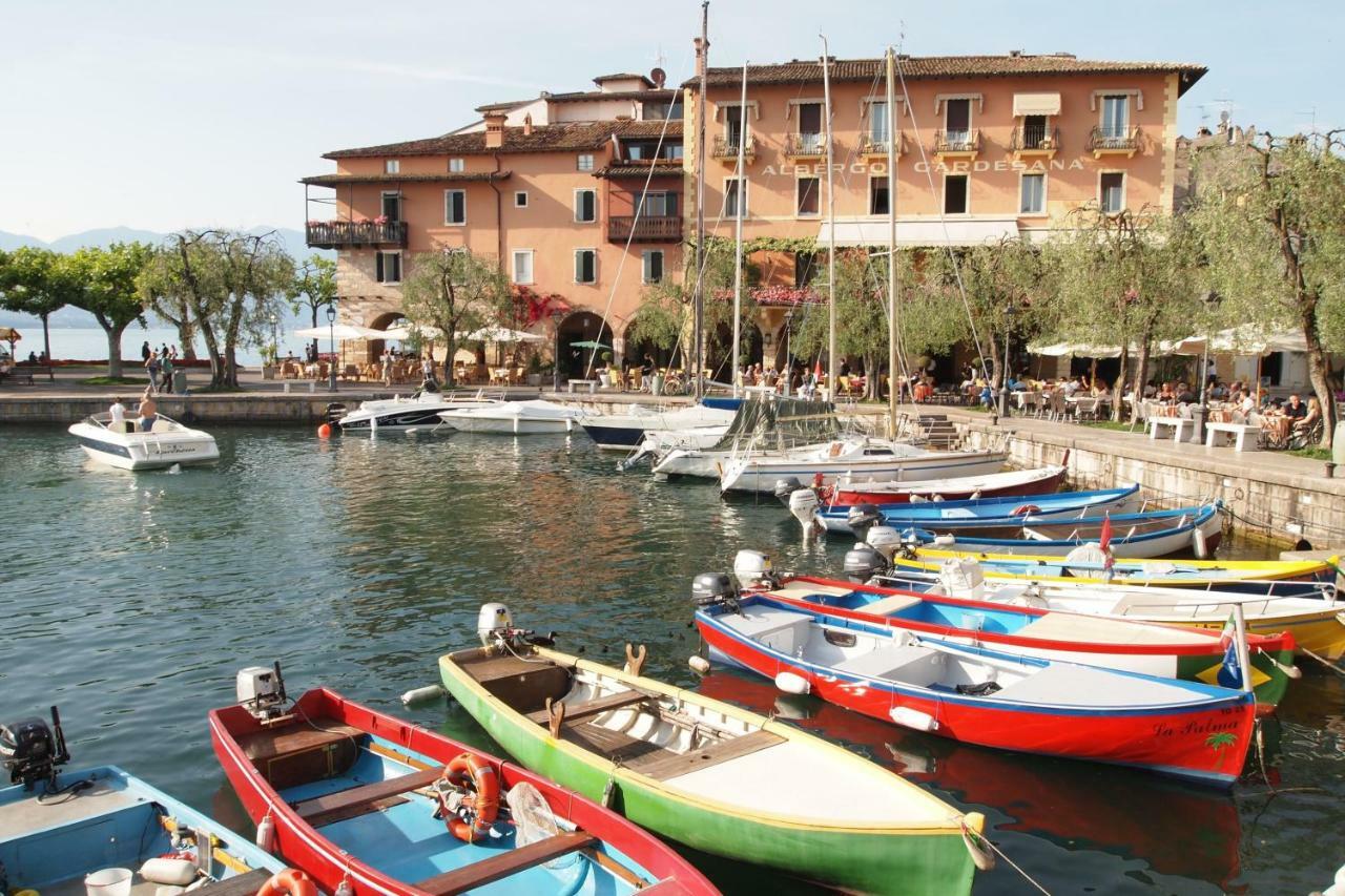 Residence La Mignon - Terrazza Torri Del Benaco Exterior photo